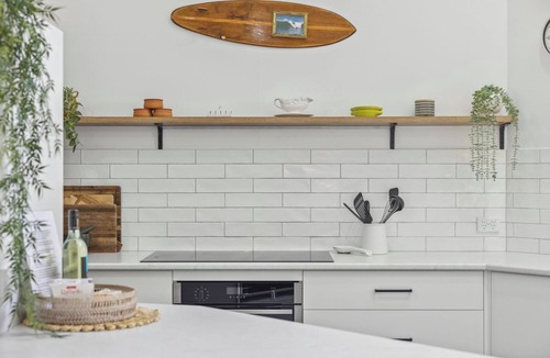 Coffs Harbour House | Diggers Beach Surf House, Pool, Pet Friendly, popular location