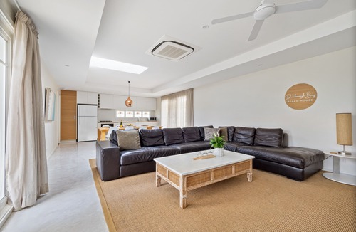 Quindalup House | DOG friendly 100m from beach NEW Coastal Hamptons Modern