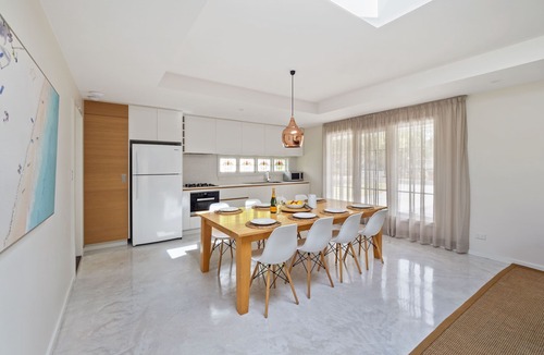 Quindalup House | DOG friendly 100m from beach NEW Coastal Hamptons Modern