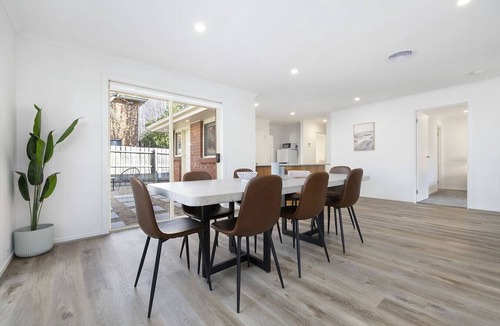 Glen Waverley House | Domi Rentals - The Willow Home