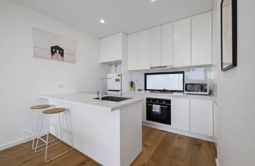 Moorabbin Villa | Domi Rentals - The Moorabbin Townhouse