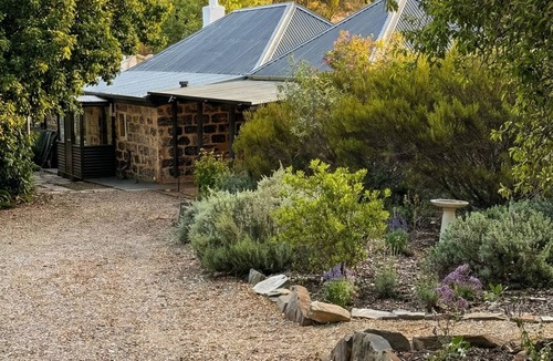 Burra Cottage | Dove Cottage Burra