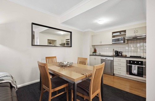 Northbridge Apartment | Downtown Northbridge Townhouse w WIFI & Pool