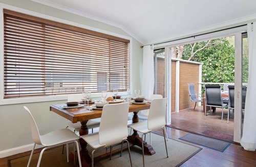 Nelson Bay House | Dutchies Haven, 11 Christmas Bush Ave - Pet friendly, large enclosed yard, air con and Wi-Fi