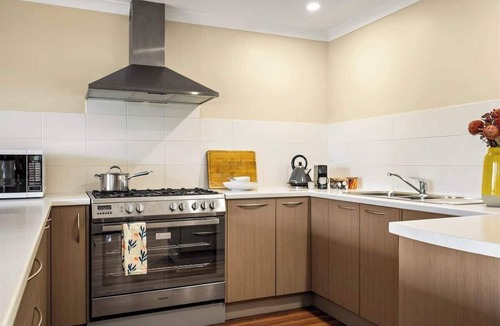 Eagle Bay House | Eagle Bay Beach House - walking distance to beach