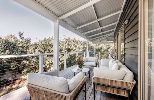 Eagle Bay House | Eagle Bay Summerhaus - 100m from beach