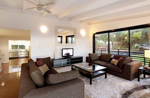 Dromana House | EAGLES VIEW DROMANA, COASTAL RETREAT, BAY VIEWS
