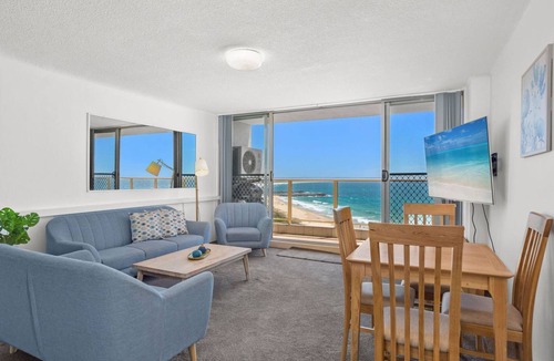 Forster Apartment | Ebbtide 38 - On The Beach!
