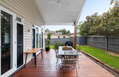 East Toowoomba House | Effortless Elegance & Charm!