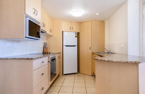 Yeppoon Apartment | Eight, Villa Mar Colina