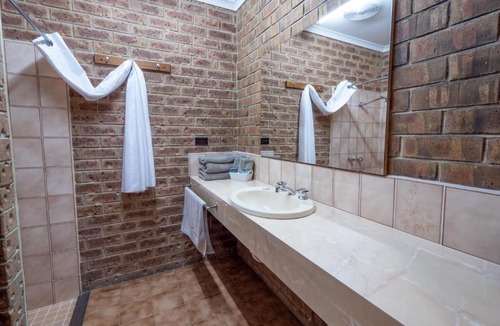Eildon Hotel | Eildon Parkview Motor Inn Room 6