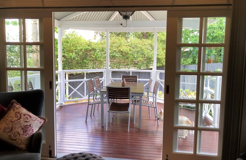 Maldon House | Elegant 3BR/3BA Victorian House | Goldfields & Bendigo Region