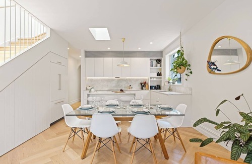 Crows Nest House | Elegant Family Home with Garden Oasis