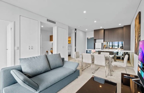 South Brisbane Apartment | Elegant Urban Hideaway - South Brisbane