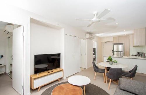 Hamilton Apartment | Elite elegance 2BR Hamilton Apartment with Parking