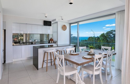 Alexandra Headland Apartment | Elysee Luxury Alexandra Headland 2 Bedroom Apartment