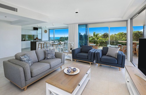 Alexandra Headland Apartment | Elysee Luxury Alexandra Headland 2 Bedroom Apartment