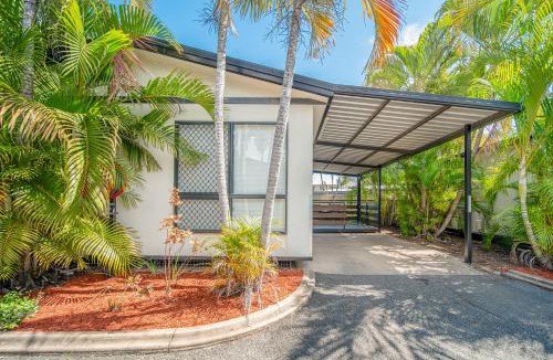 Emerald Apartment | Emerald Motel Apartments