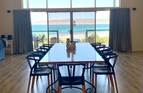 Emu Bay House | Emu Bay Lodge