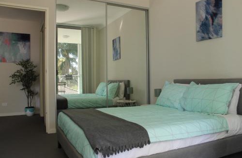Waitara Apartment | Enjoyable Holiday Home For Group Six