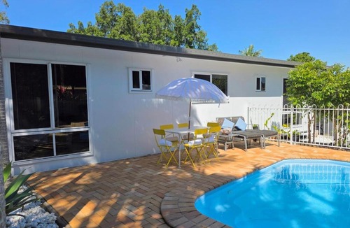 Mountain Creek House | Entire Private Pool House with 2 Ensuites Sleeps 5 Near Mooloolaba Alex Kawana Beaches