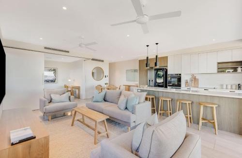 Bilinga Apartment | Escape 202