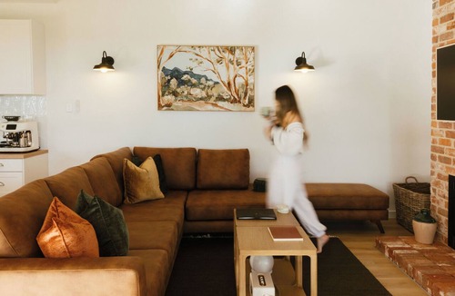 McLaren Vale Villa | Escape Two - Luxury romantic vineyard villa, sunset views & outdoor bath