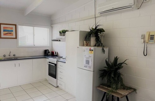 Castletown Apartment | Esperance Little Units 4