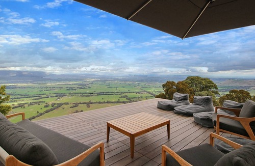Murmungee House | Eyrie - Beechworth Retreat