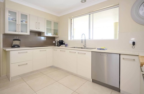 Woolgoolga House | Family Coastal Retreat with Pool and Balcony Views