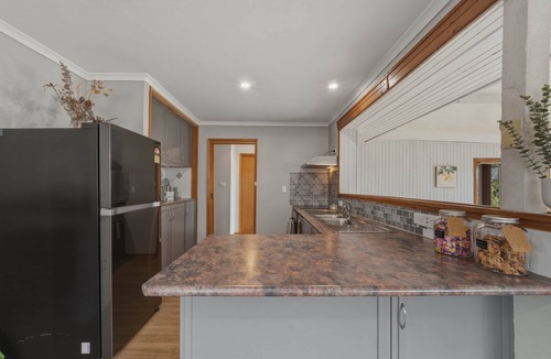 Sorell House | Family Escape with Big Backyard Sorell