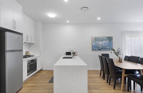 Wavell Heights House | Family-Friendly House with Courtyard Retreat