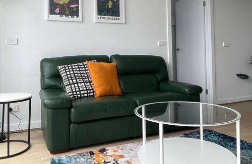Moonee Ponds Apartment | Family or Executive Apartment with Stunning Views