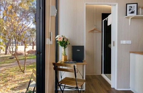 Markwood Cabin | Fantastic Secluded Tiny House with Fire Pit in Milawa, Victoria