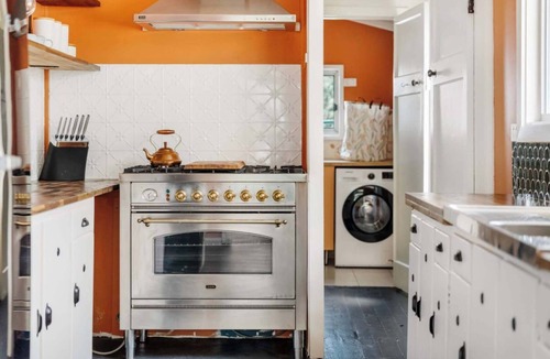 Wamberal House | Farm-Luxe Cottage | Animals, Firepit, Beach