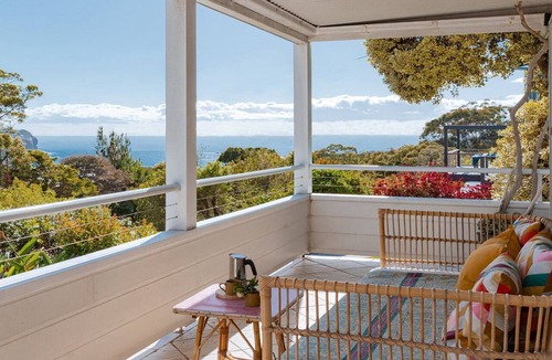 Macmasters Beach House | Feel The Aroha-Love At This Beautiful Beach Haven