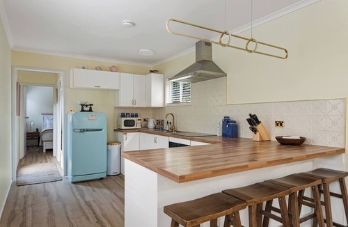 Hobart Cabin | Fernvale Cottage An Enchanting Mountainside Oasis