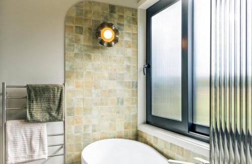 Laggan House | Fiora Estate Luxury Accomodation in Laggan NSW