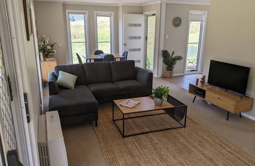 Capertee Cottage | Firetail Cottage in the secluded Capertee Valley