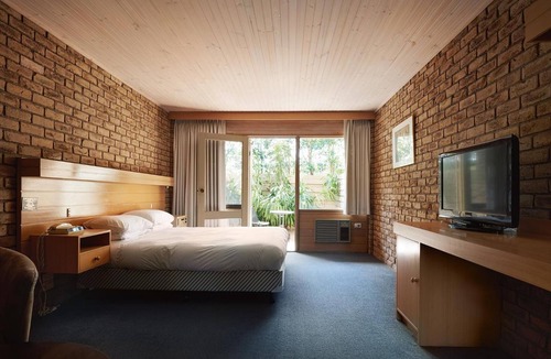 Flinders Hotel | Flinders Cove Motor Inn