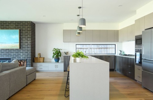 Flinders House | Flinders Haven - Large holiday home close to Flinders Village.