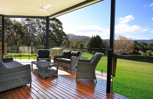Berry House | Floriel - By Berry Getaways