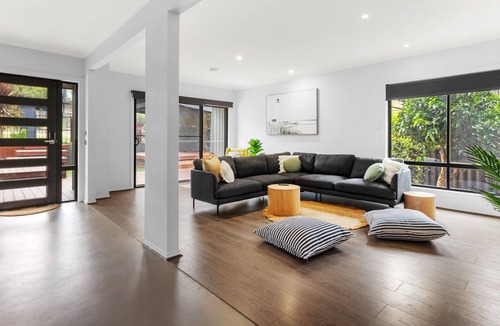 Dromana House | Follonica House Coastal Retreat