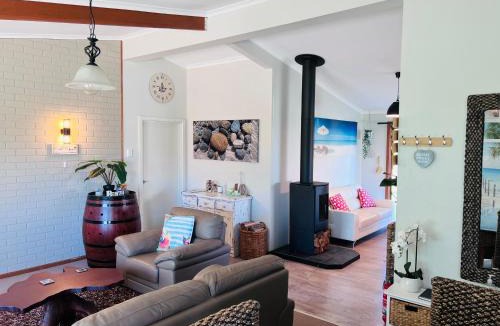 Silver Sands House | Footprints in the Sand, Silver Sands Beach House