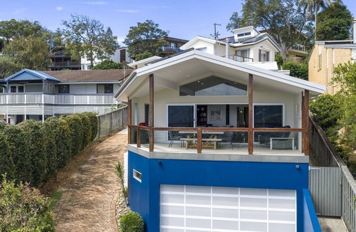Forresters Beach House | FOR-RESTERS, TOP NOTCH
