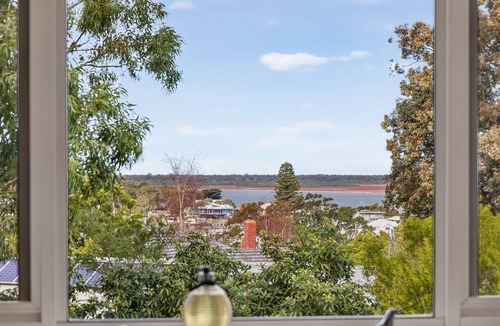 Metung House | Foreshore | Spacious Metung Escape