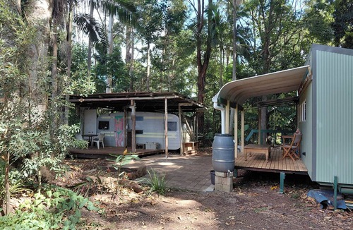 Barkers Vale House | Forest Gypsy rainforest hideaway.