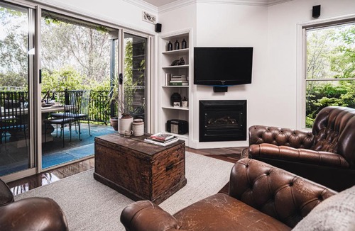 Castlemaine House | Forest View