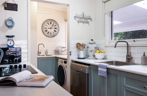 Daylesford House | Foxmere - Pet Friendly with Spa in the heart of Daylesford!
