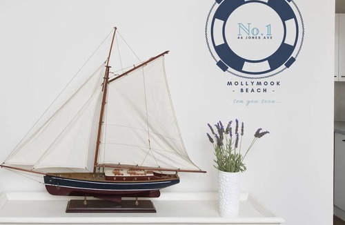 Mollymook Beach House | FREE NIGHT. Pay for 2 stay for 3